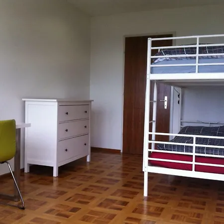 Appartement Lichtdurchflutete Mit Panorama-sicht Und Schwimmbad/sauna *