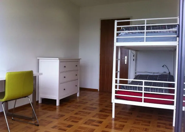 Appartement Lichtdurchflutete Mit Panorama-sicht Und Schwimmbad/sauna *